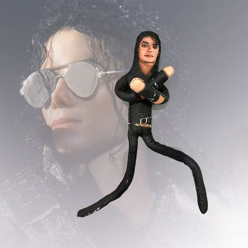 Muñeco de Peluche de Michael J - Evoker Cosplay Prop reseña y precio